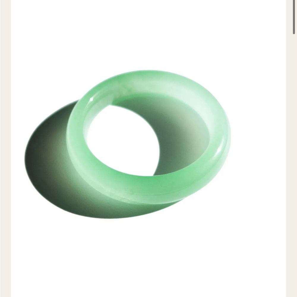 Chic Mint Green Quartzite Bangle Bracelet